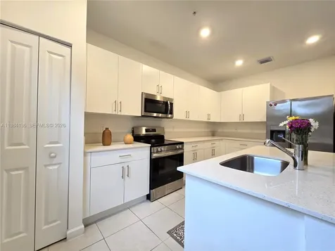 2761 NW 55th Way Lauderhill FL 33313