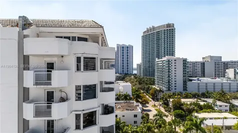 1621 Bay Road Miami Beach FL 33139