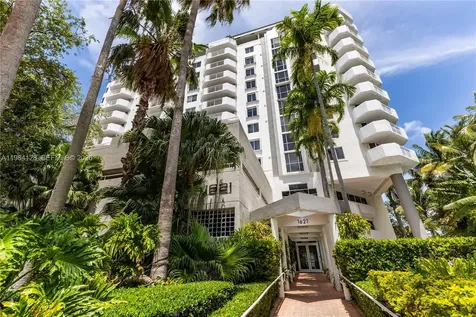 1621 Bay Road Miami Beach FL 33139