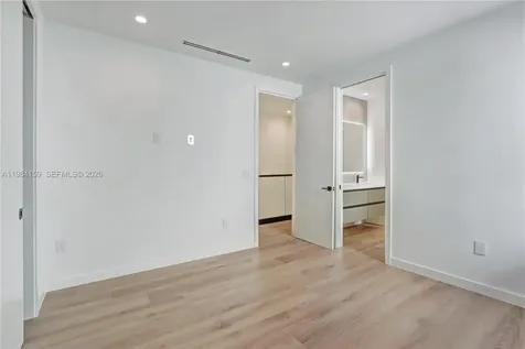 3086 Indiana Street Miami FL 33133