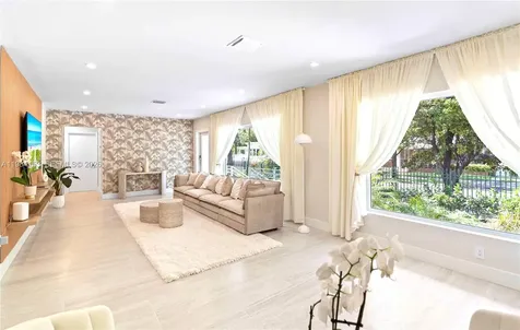 1345 SW 14th Avenue Miami FL 33145