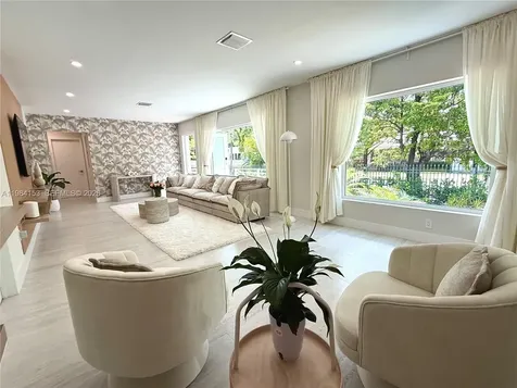 1345 SW 14th Avenue Miami FL 33145