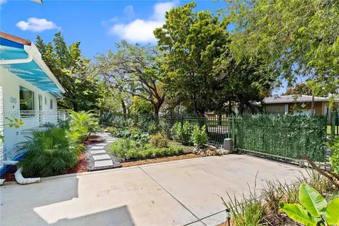 1345 SW 14th Avenue Miami FL 33145