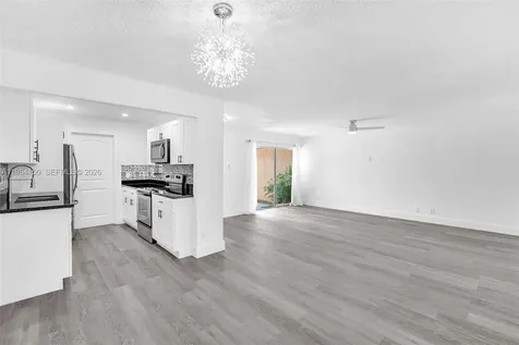7344 SW 8th Court North Lauderdale FL 33068