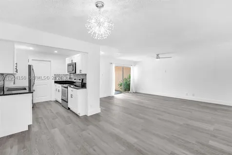 7344 SW 8th Court North Lauderdale FL 33068