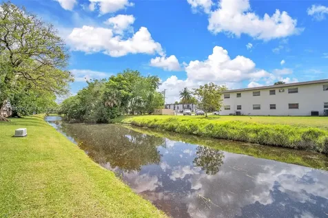 7344 SW 8th Court North Lauderdale FL 33068