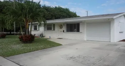 328 Riverdale Road Palm Springs FL 33461