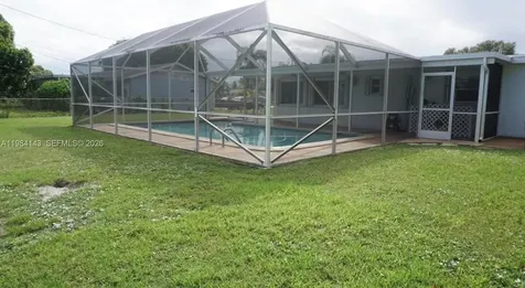 328 Riverdale Road Palm Springs FL 33461