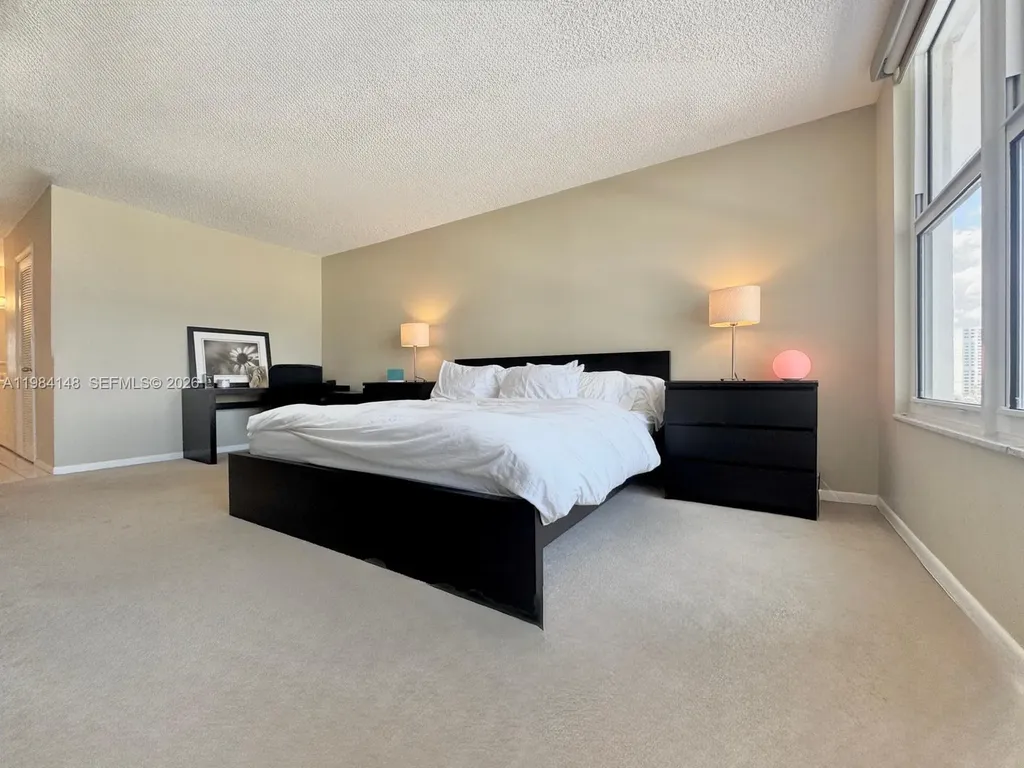 3800 S Ocean Drive Hollywood FL 33019