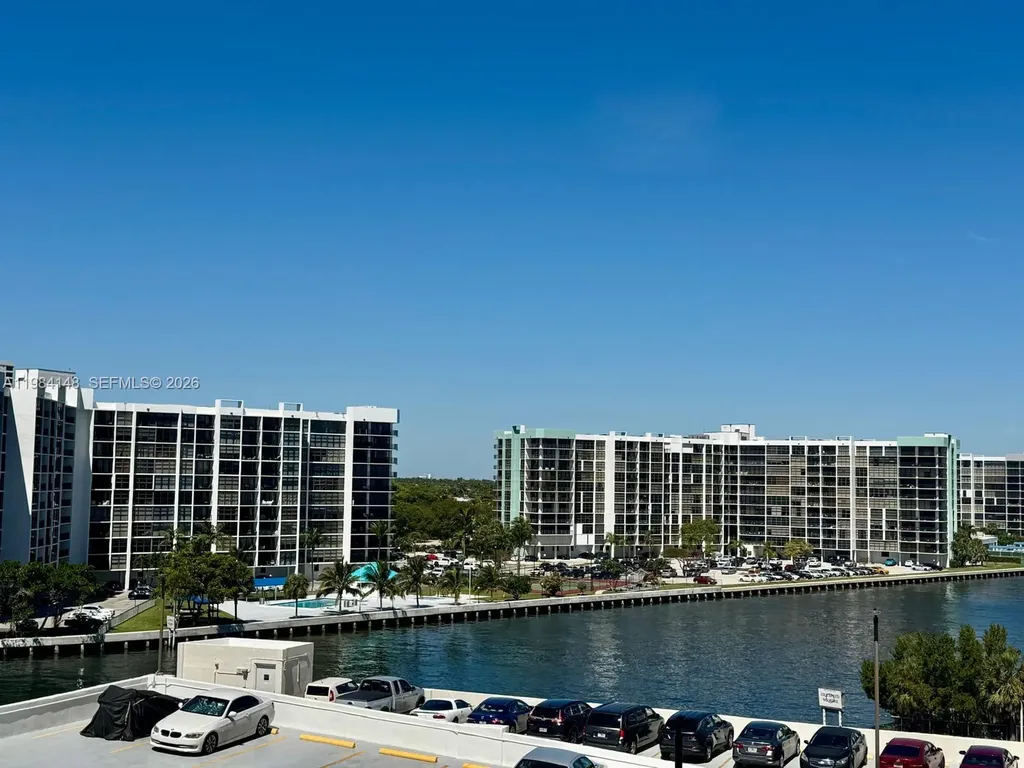 3800 S Ocean Drive Hollywood FL 33019