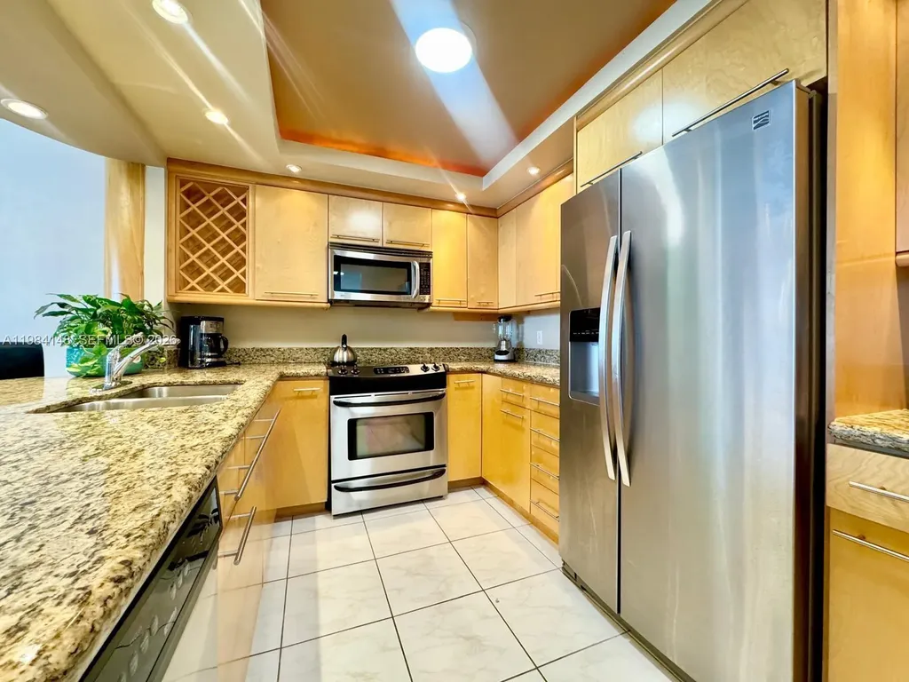 3800 S Ocean Drive Hollywood FL 33019