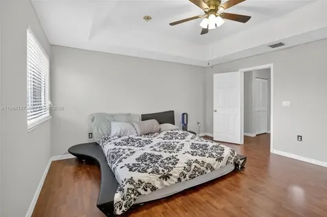 4523 SW 127th Terrace Miramar FL 33027