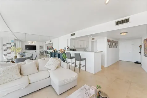 900 Bay Drive Miami Beach FL 33141
