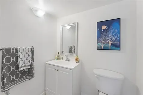900 Bay Drive Miami Beach FL 33141