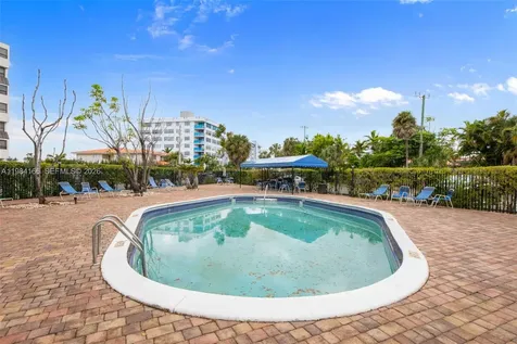 1001 91st Street Bay Harbor Islands FL 33154