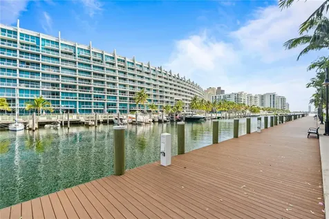 3001 NE 185th Street Aventura FL 33180