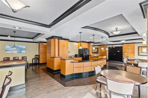 3001 NE 185th Street Aventura FL 33180
