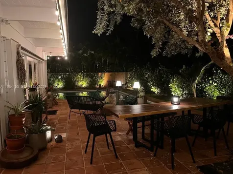 240 Greenwood Drive Key Biscayne FL 33149