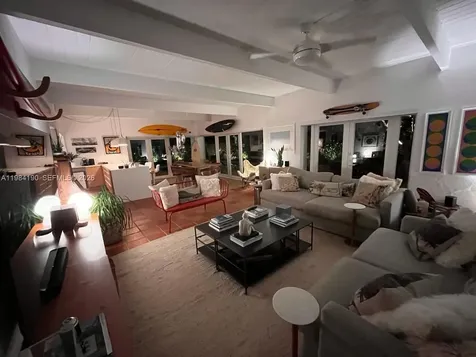 240 Greenwood Drive Key Biscayne FL 33149