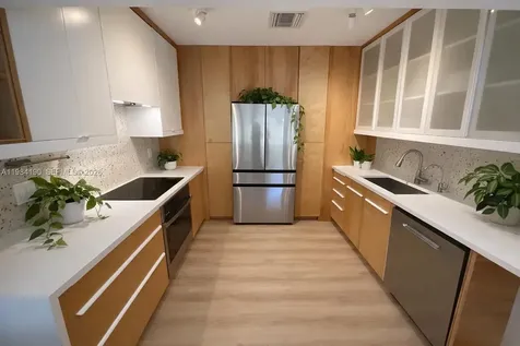 240 Greenwood Drive Key Biscayne FL 33149