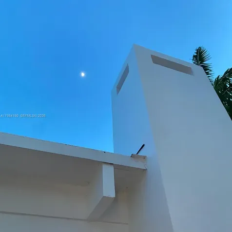 240 Greenwood Drive Key Biscayne FL 33149