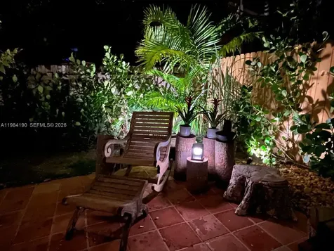 240 Greenwood Drive Key Biscayne FL 33149