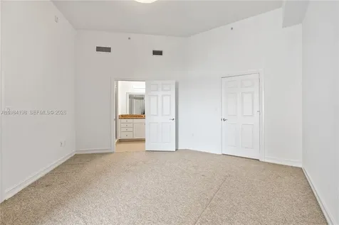 3001 NE 185th Street Aventura FL 33180