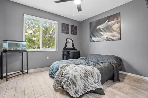 11201 Sunview Way Cooper City FL 33026