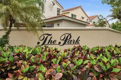 11201 Sunview Way Cooper City FL 33026