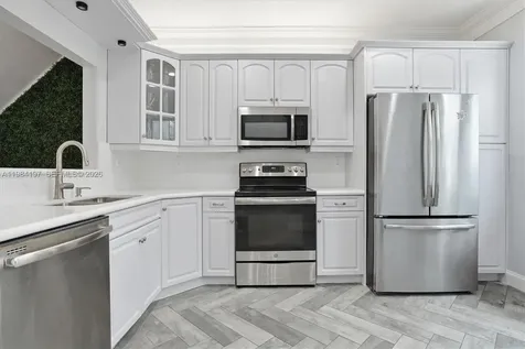 11201 Sunview Way Cooper City FL 33026
