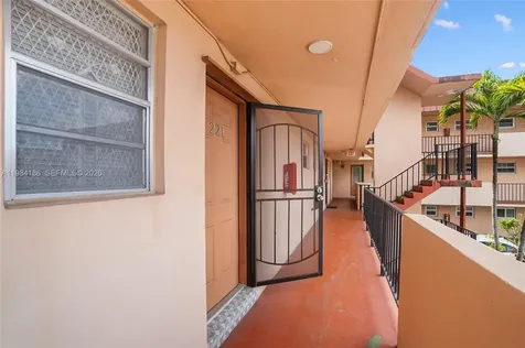 19001 NE 14th Avenue Miami FL 33179