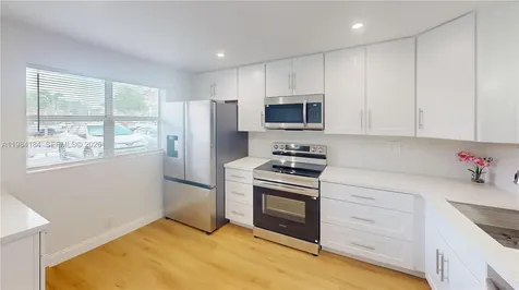 8846 W Mcnab Road Tamarac FL 33321