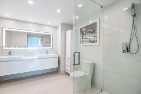 6799 Collins Avenue Miami Beach FL 33141