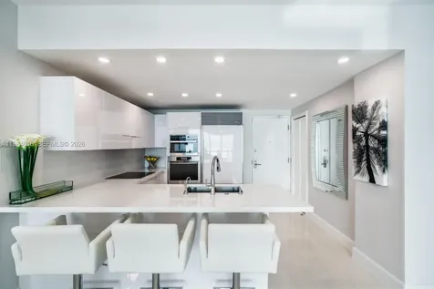 6799 Collins Avenue Miami Beach FL 33141