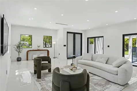 12335 Griffing Boulevard North Miami FL 33161