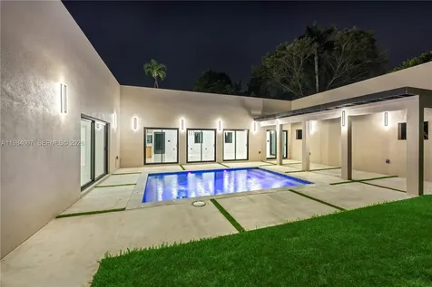 12335 Griffing Boulevard North Miami FL 33161