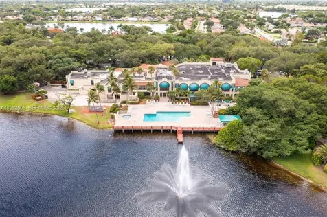9430 Live Oak Place Davie FL 33324
