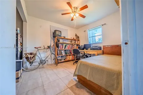 5721 SW 37th Street West Park FL 33023