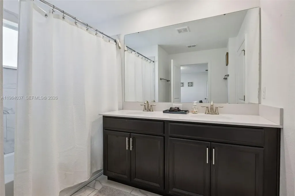 992 Leasder Street Other City - In The State Of Florida FL 33896