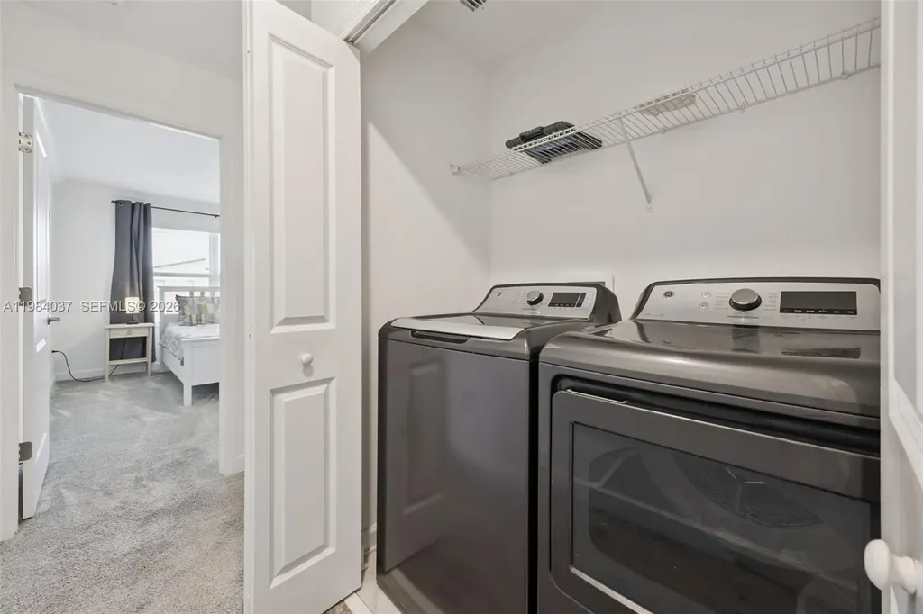 992 Leasder Street Other City - In The State Of Florida FL 33896
