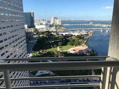 Miami FL 33131
