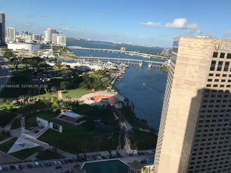 Miami FL 33131