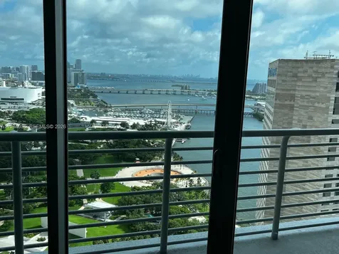Miami FL 33131