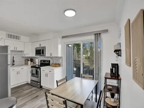 3603 Townhouse Court West Palm Beach FL 33407