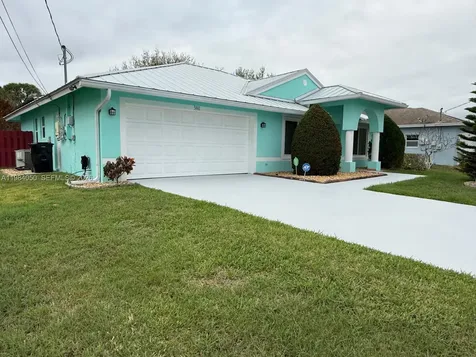 5861 NW Cullom Circle Port St. Lucie FL 34986