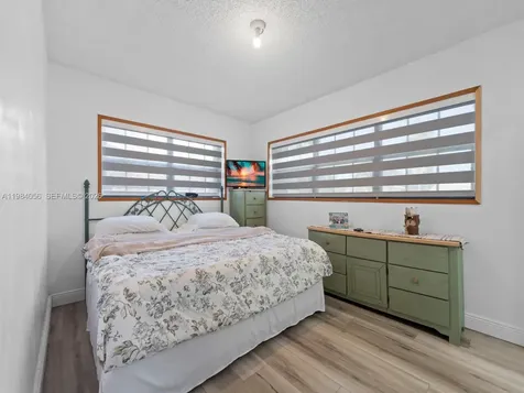 9365 Jamaica Drive Cutler Bay FL 33189
