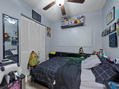 9365 Jamaica Drive Cutler Bay FL 33189