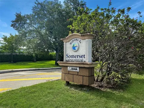 2841 Somerset Drive Lauderdale Lakes FL 33311
