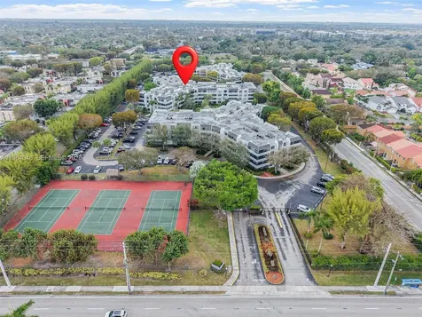 10852 N Kendall Drive Miami FL 33176