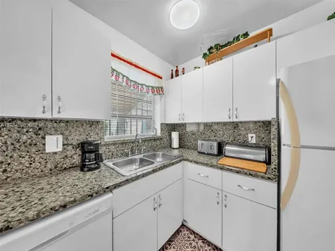 3281 NW 170th Street Miami Gardens FL 33056